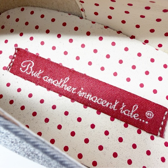 But Another Innocent Tale Silver Glitter Bow Shoes Size 8 Block Heel Pumps NEW - Picture 10 of 12